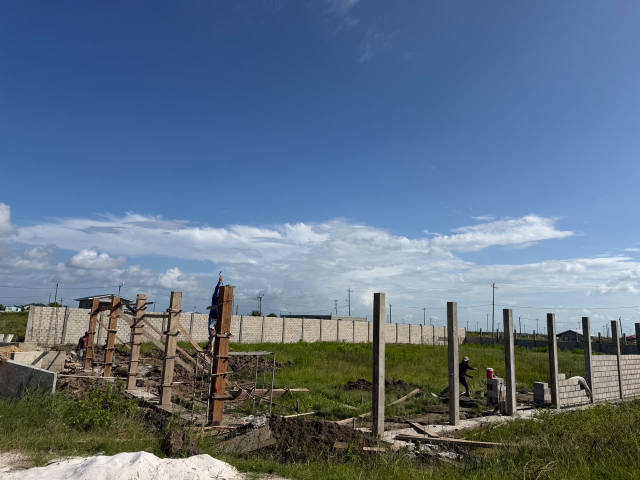 Column formwork and boundary wall on land filling project