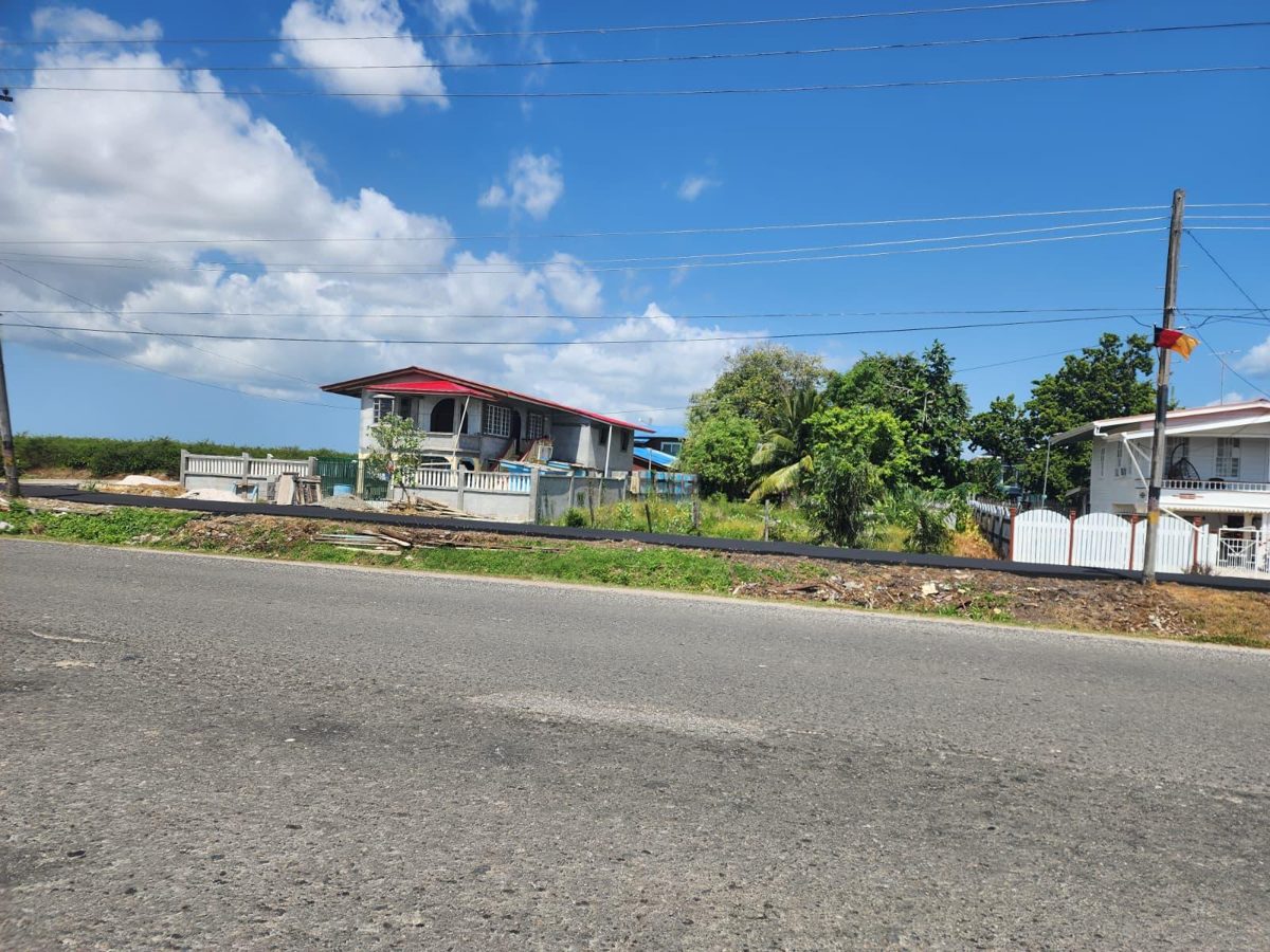Concrete road construction